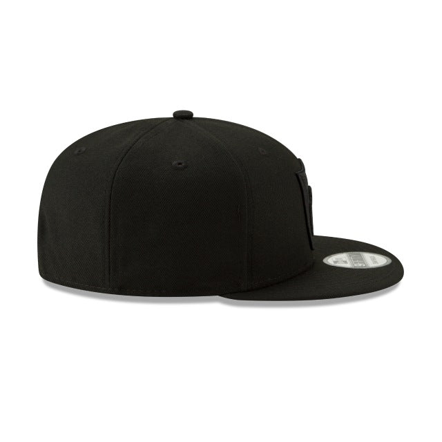 Las Vegas Raiders Basic Black On Black 9FIFTY Snapback Hat