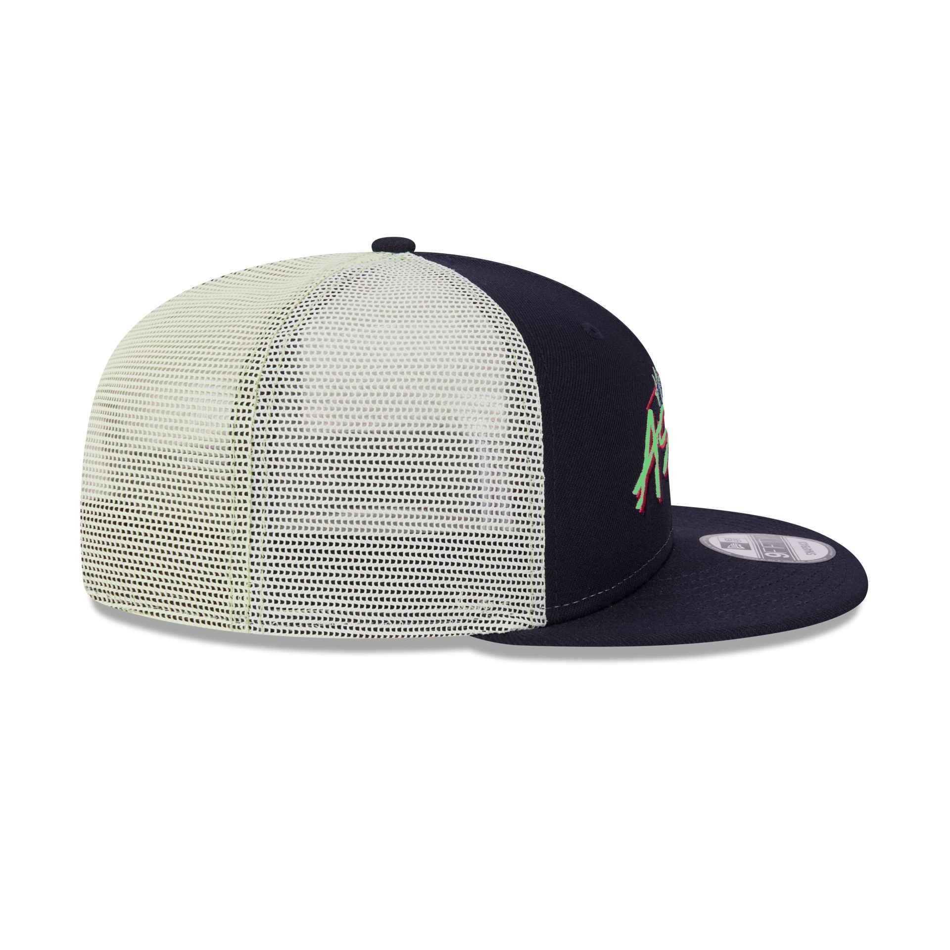 Houston Astros Glow-In-The-Dark 9FIFTY Trucker Hat