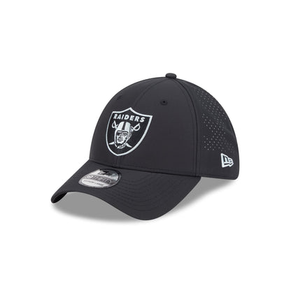 Las Vegas Raiders Night 39THIRTY Stretch Fit Hat