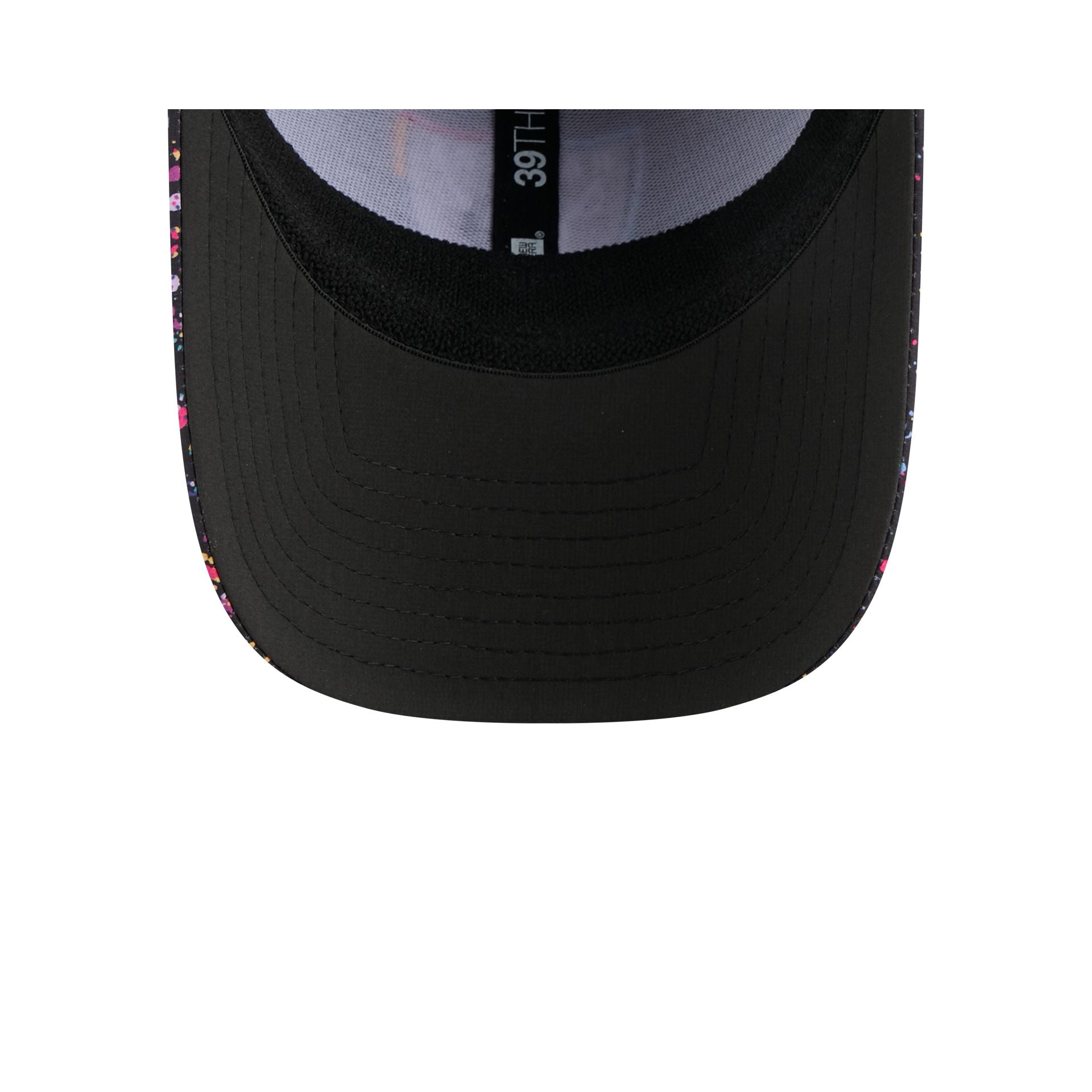 Las Vegas Raiders 2025 Crucial Catch 39THIRTY Stretch Fit Hat