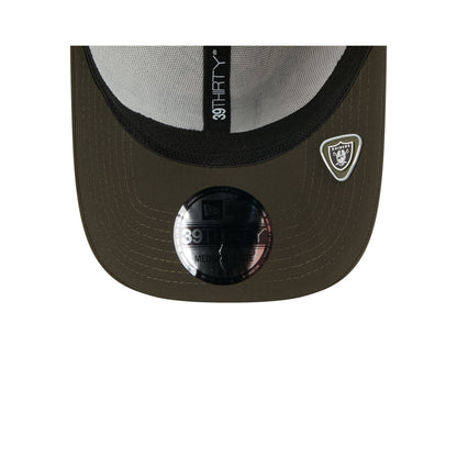 Las Vegas Raiders 2025 Salute to Service Digi Camo 39THIRTY Stretch Fit Hat