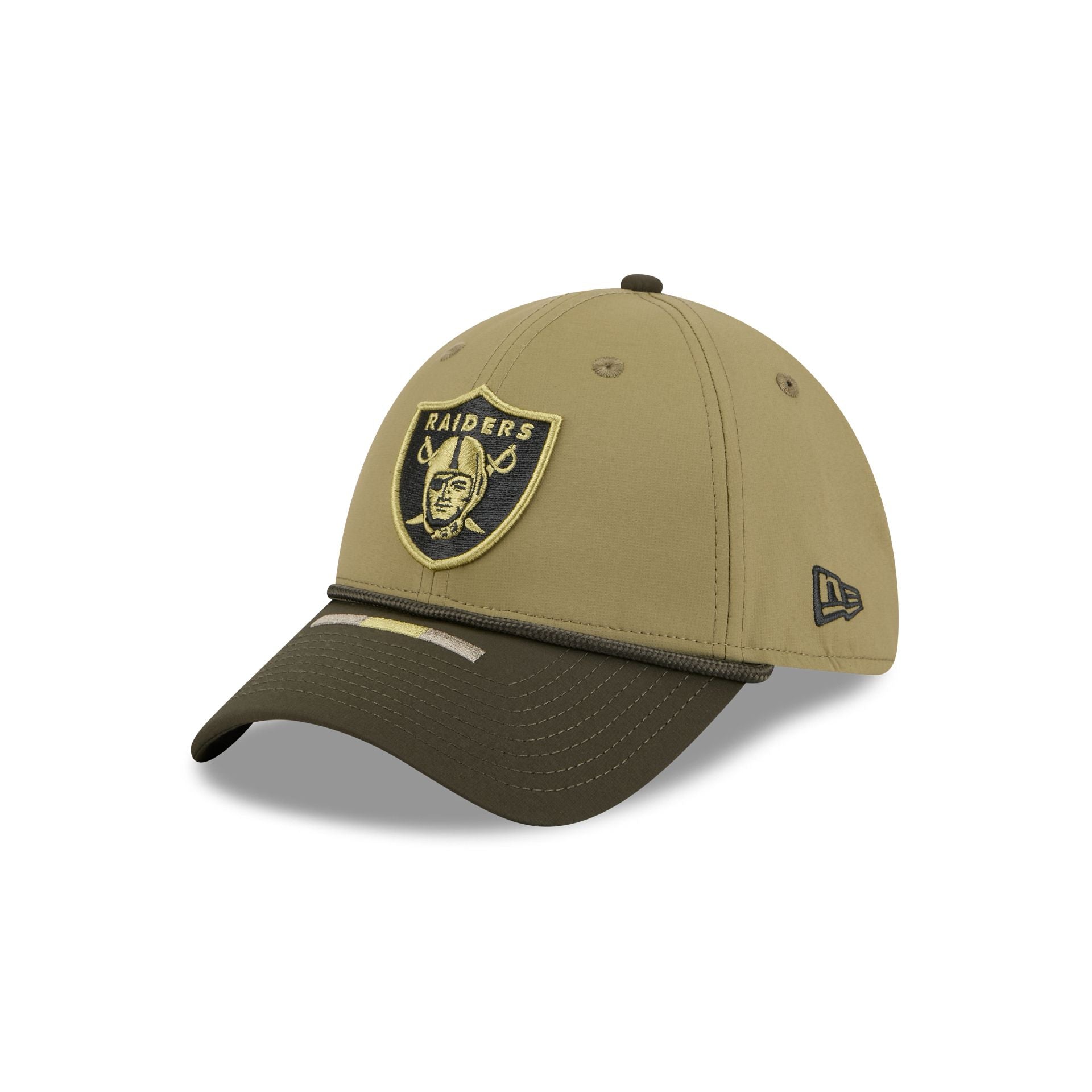 Las Vegas Raiders 2025 Salute to Service 39THIRTY Stretch Fit Hat