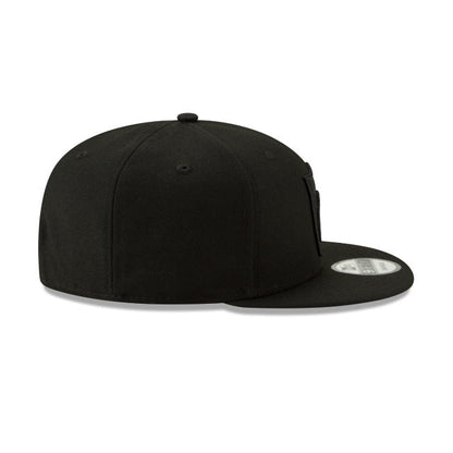 Las Vegas Raiders Basic Black On Black 9FIFTY Snapback Hat